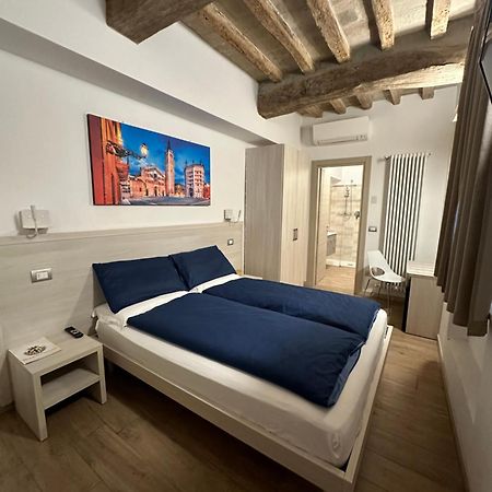 Residenza Pezzani Hotell Parma Exteriör bild