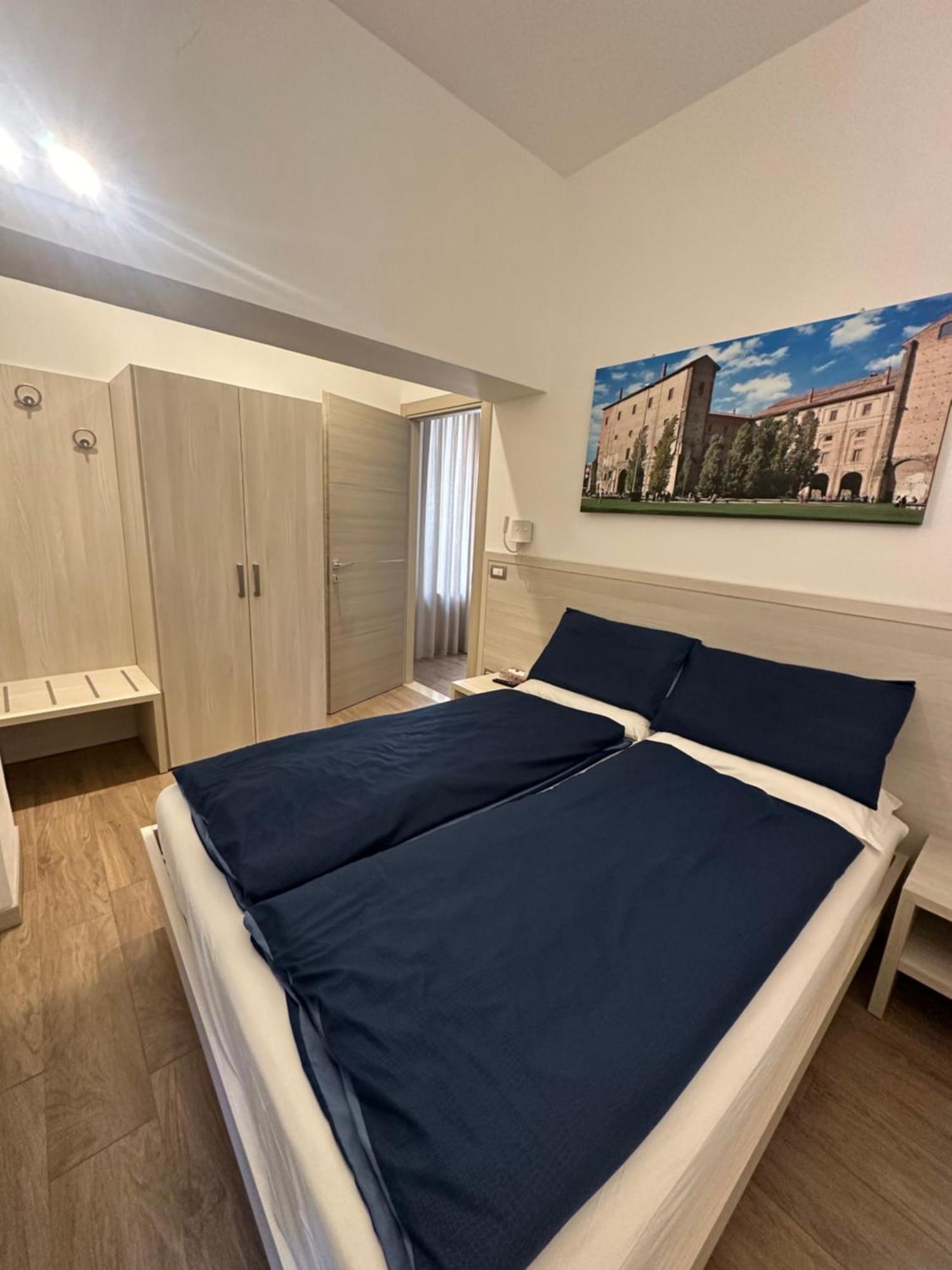 Residenza Pezzani Hotell Parma Exteriör bild